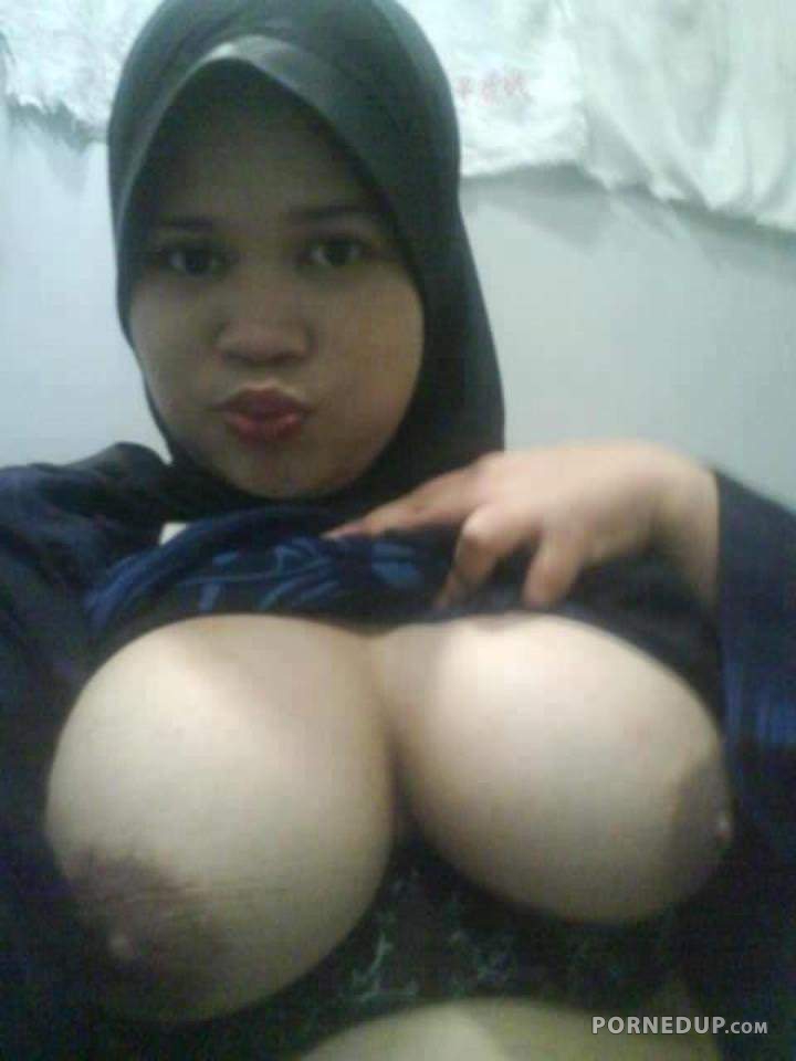 Muslim Girls Big Boobs Hot Pics