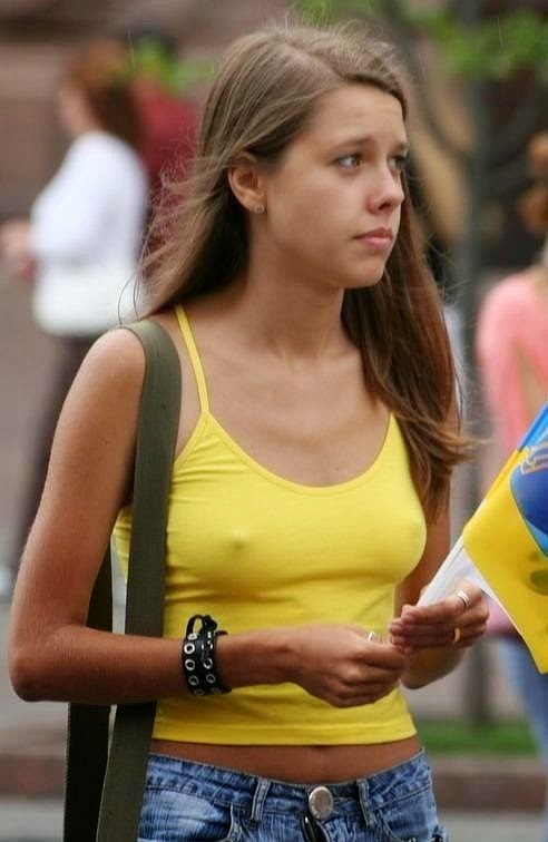 Candid Teen Pokies Shirt Many Pics