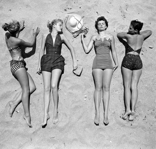 suits Vintage beach bathing