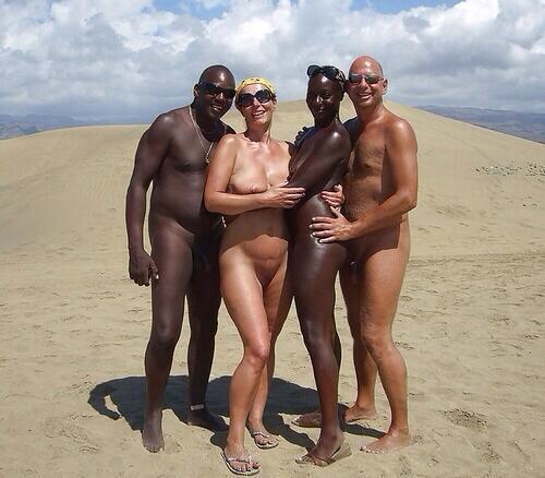 beaches Africa nude