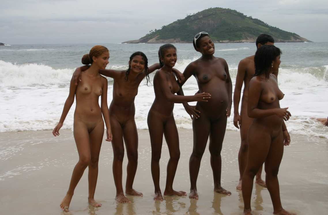 beaches Africa nude