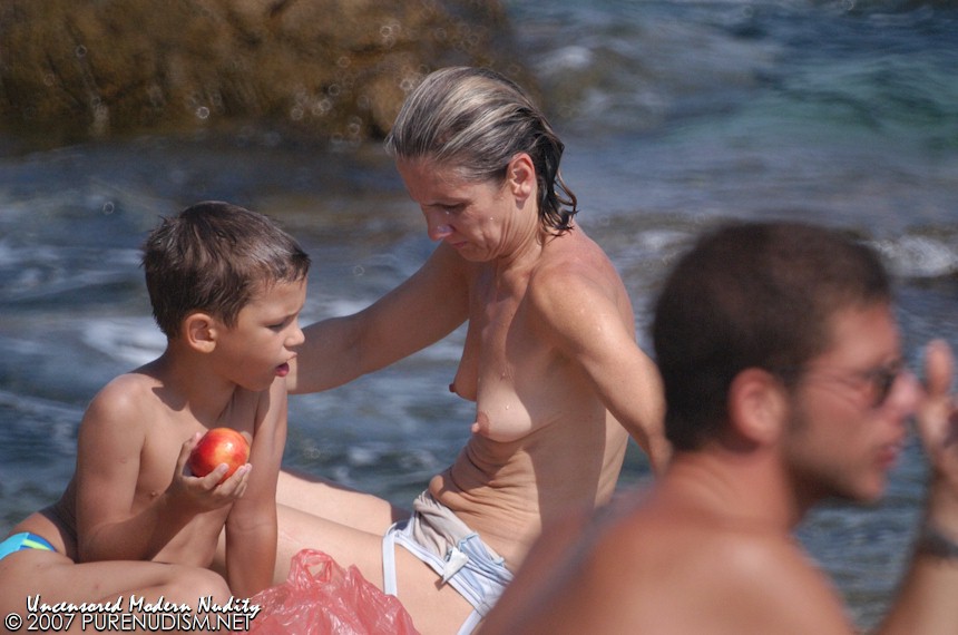 and sons mom nude beach Nudist
