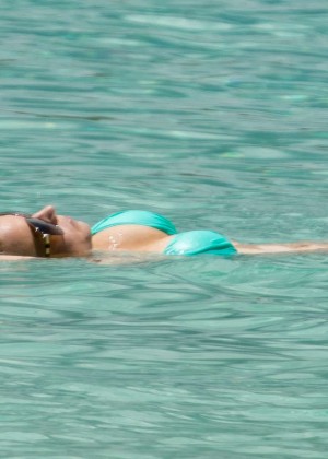 pickler bahamas Kellie bikini