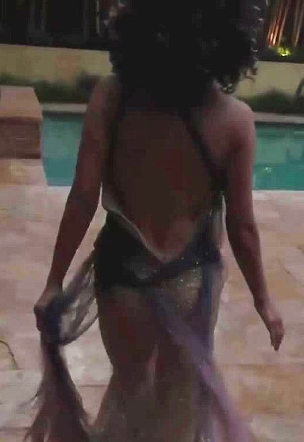 naked Halle berry actress